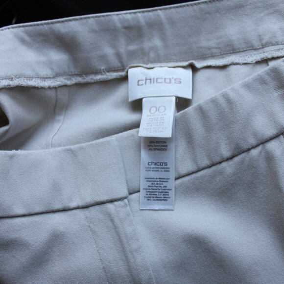 Chico's Flat Front Stretch Boot Cut Mid Rise Khakis Pants 00 - Picture 3 of 3